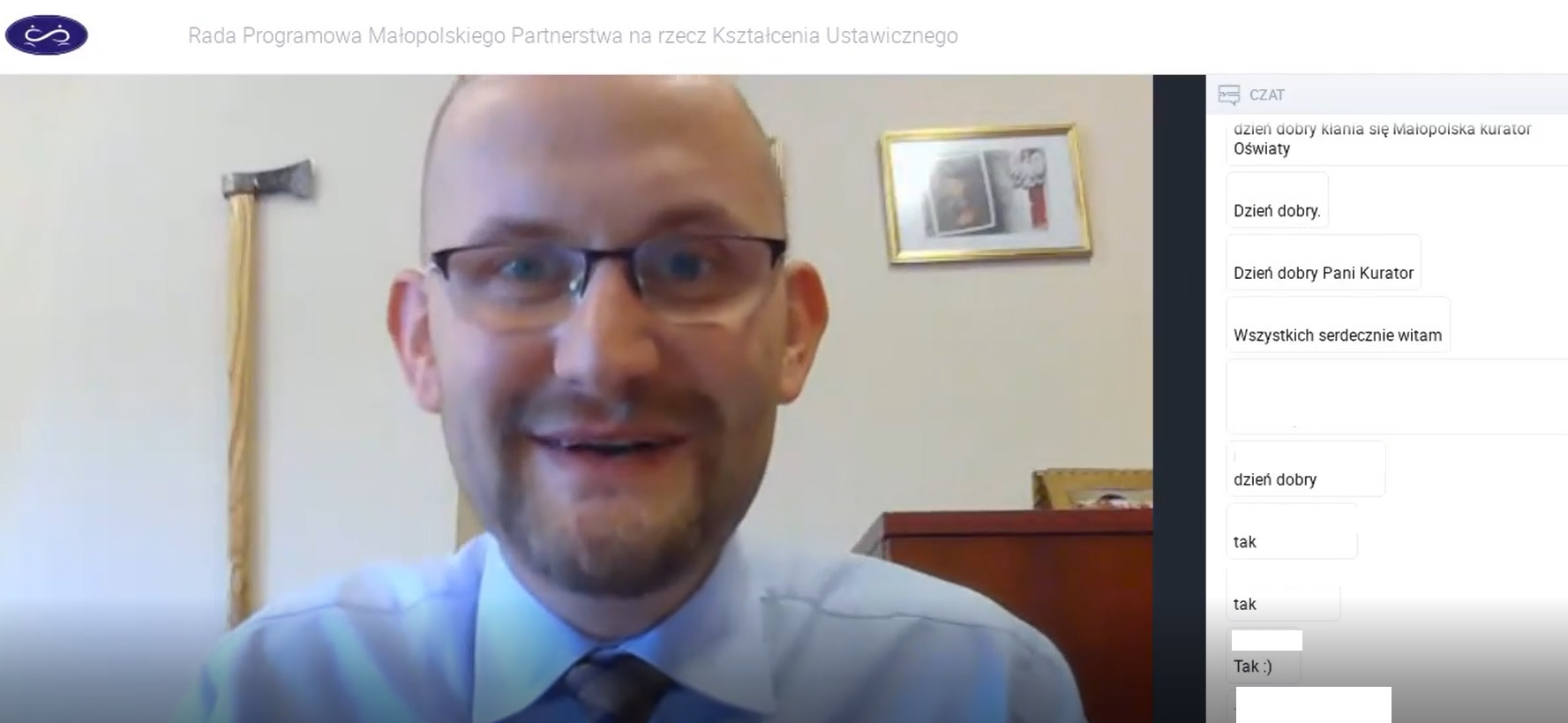 Wicedyrektor Wojewódzkiego Urzędu Pracy w Krakowie Michał Kądziołka podczas zdalnego posiedzenia Rady Programowej Małopolskiego Partnerstwa na rzecz Kształcenia Ustawicznego